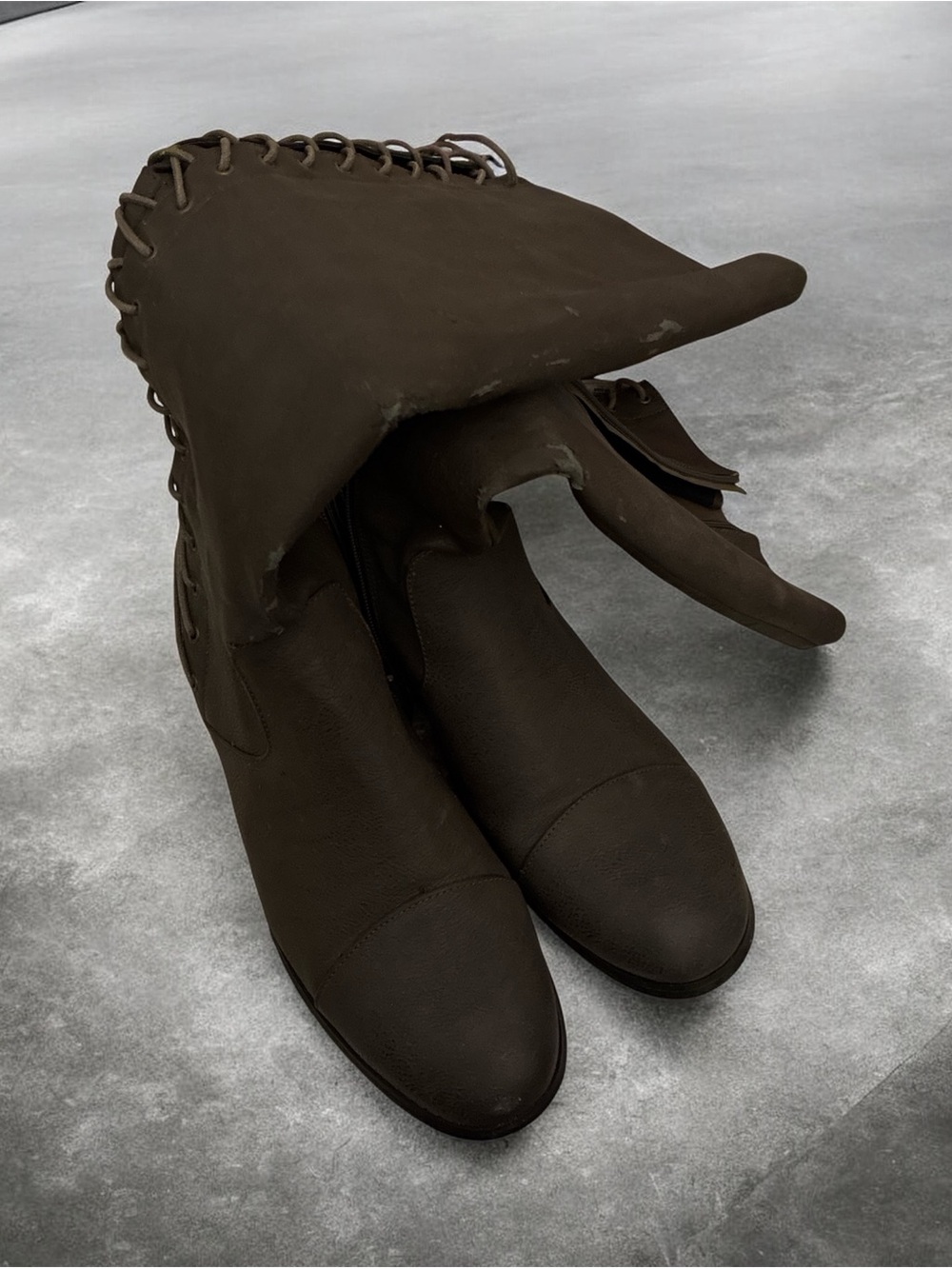 Women’s Brown Leather Lace-Up Boots
